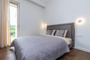 ᴄᴏʜᴏsᴛ I New Apartment Ajerai
